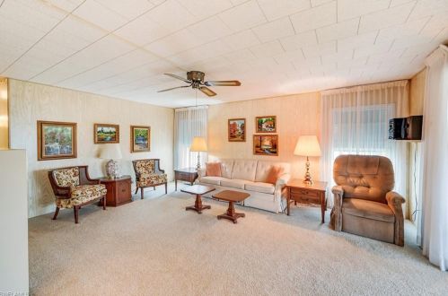 12 Ruby Ln, Naples, FL 34112-6270
