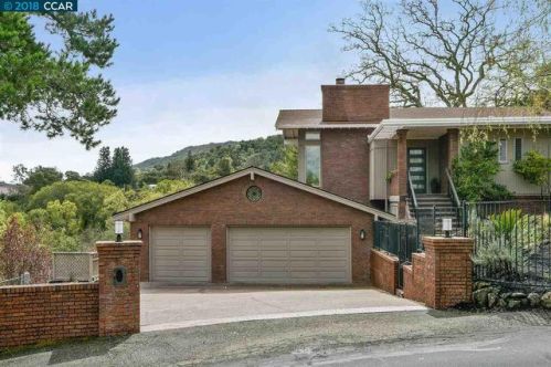 153 Montair Dr, Danville, CA 94526-3234