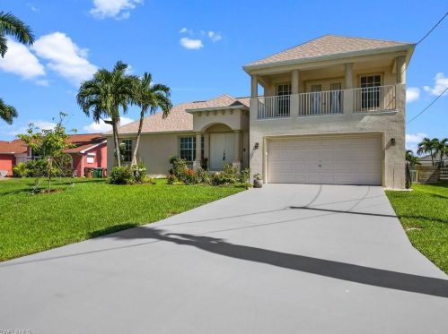 2713 37th Ter, Cape Coral, FL 33914-4860