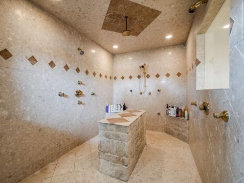 12535 Foothill Dr, Dallas TX  75253-3613 exterior