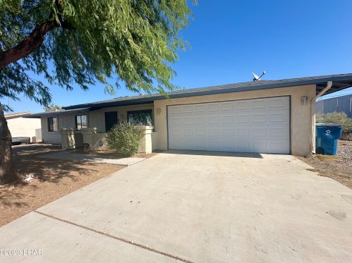 3221 Medicine Bow Dr, Lake Havasu City, AZ 86406-7843