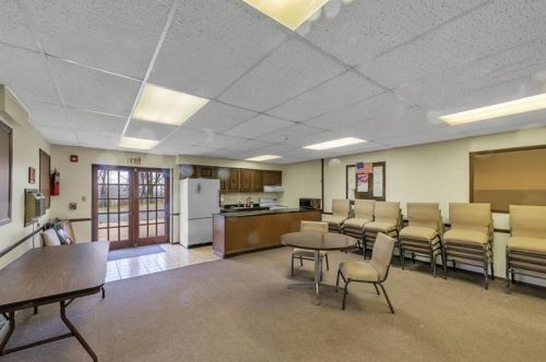 406 Camelot Dr, Pittsburgh PA  15237-4976 exterior