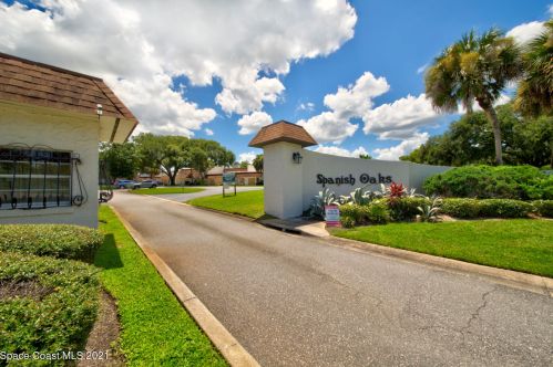 2576 Demaret Dr, Titusville FL  32780-4882 exterior