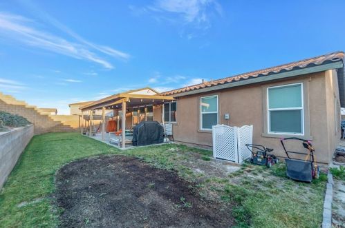 14373 Lorado Way, Victorville CA  92394-6769 exterior