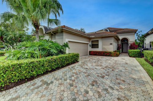 2320 53rd St, Boca Raton, FL 33496-2814