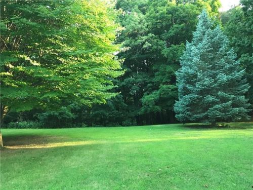1251 Woodhull Rd, Webster, NY 14580-9157