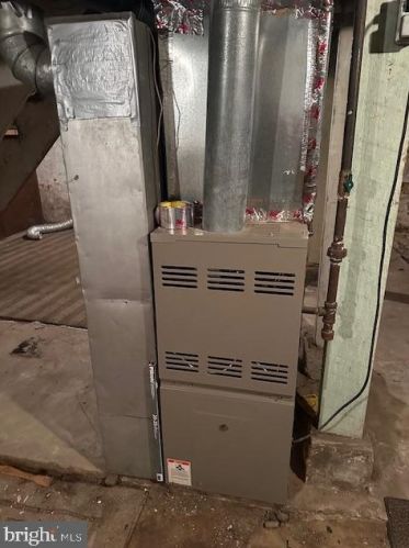 330 3 St, Hanover PA  17331-4909 exterior