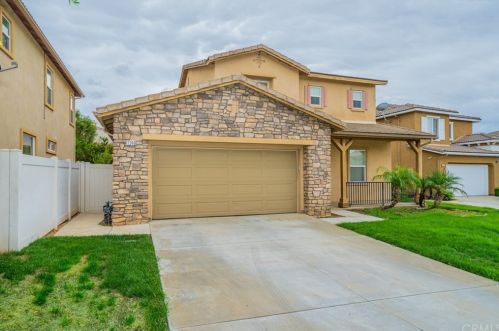 11248 Rosburg Rd, Beaumont, CA 92223-7417