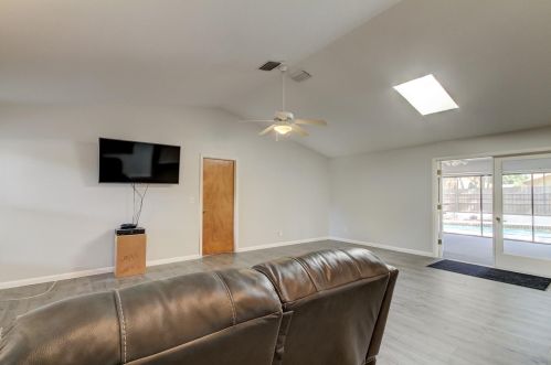 2854 Trailwood Dr, Palm Harbor FL  34684-3250 exterior