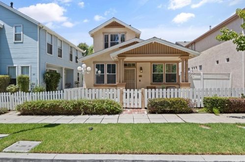 133 Walnut Ave, Brea, CA 92821-7012