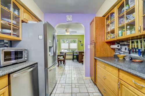 656 Avenue A, Bayonne NJ  07002-1801 exterior