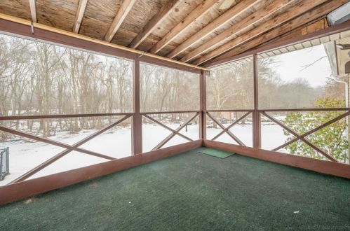 277 Cooper Rd, Glocester RI  02814-1447 exterior