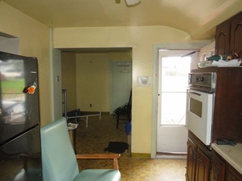 3017 Jersey St, Mckeesport, PA 15132-1854