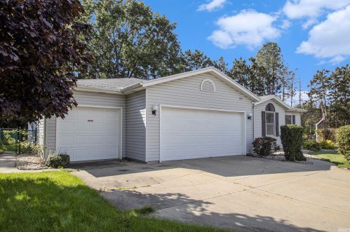 14524 Flamingo Ct, Mishawaka IN  46545-1822 exterior