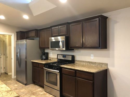 1462 Salamanca Ave, Hayward CA  94544-6256 exterior