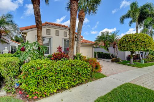 7488 Granville Ave, Boynton Beach, FL 33437-6506