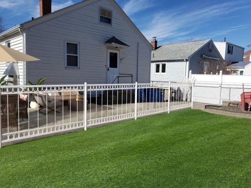 53 Meridian St, Providence, RI 02908-2103