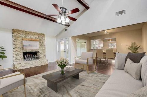 1905 Treehouse Ln, Plano, TX 75023-7482