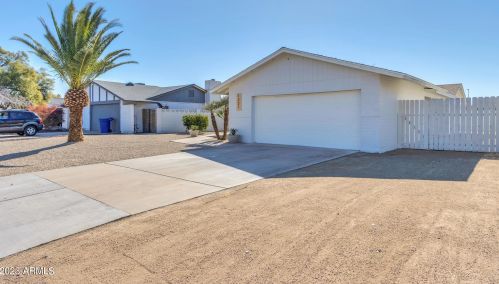 1237 Mesquite St, Chandler, AZ 85224-2313