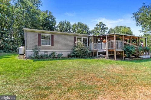 801 Antrim Ln, Upton, PA 17225-9543