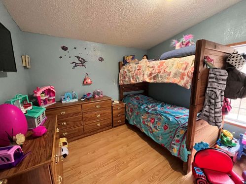 3613 Haines Rd, Duluth MN 55811-3733 exterior