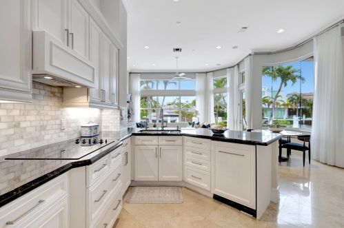 955 Gardenia Dr, Delray Beach FL  33483-4806 exterior