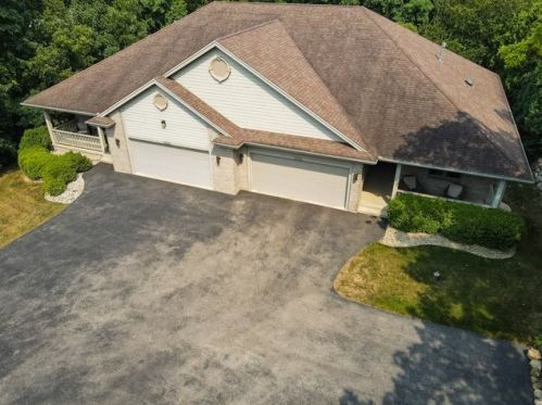 1030 Wilmot Ave, Twin Lakes, WI 53181-9185