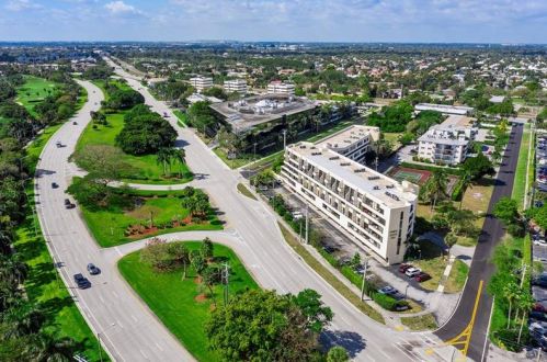 1401 Federal Hwy, Boca Raton FL  33432-7395 exterior