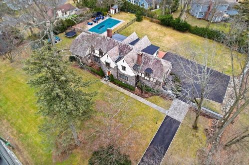 269 Bryant Ave, White Plains, NY 10605-2104