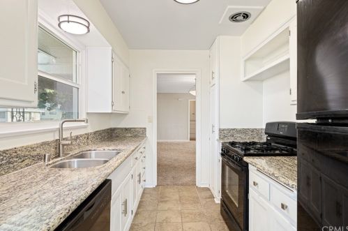3287 Lugo Ave, San Bernardino CA  92404-2245 exterior