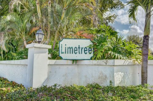 10103 40th Way, Boynton Beach FL  33436-4278 exterior