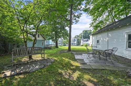 37 Prospect Ave, Middletown NY  10940-4119 exterior