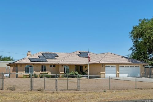14960 La Brisa Rd, Victorville, CA 92392-9685
