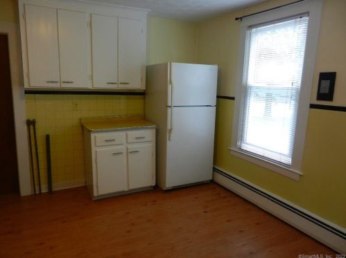 418 Burritt St, New Britain CT  06052-1207 exterior