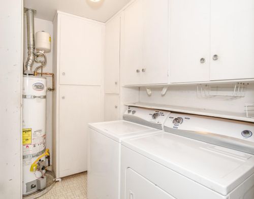 4 Casa Linda Dr, Woodland CA  95695-4612 exterior