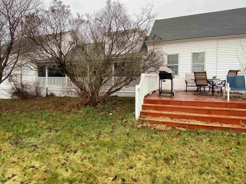 13 Canaan St, Orange, NH 03741-7609