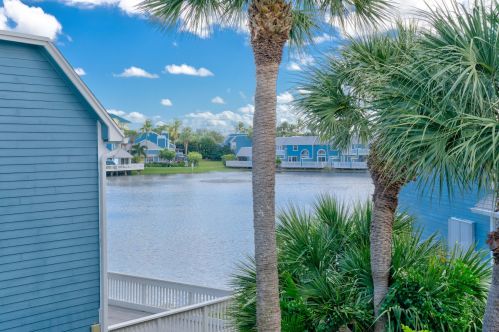 1221 Ocean Dunes Cir, Jupiter FL  33477-9150 exterior