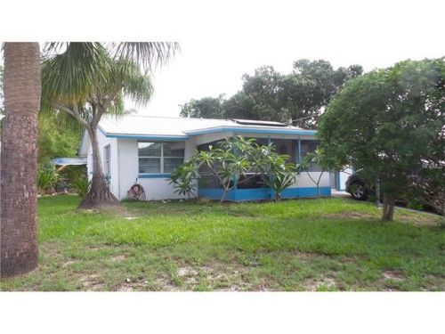 819 Colonia Ln, Nokomis, FL 34275-2871