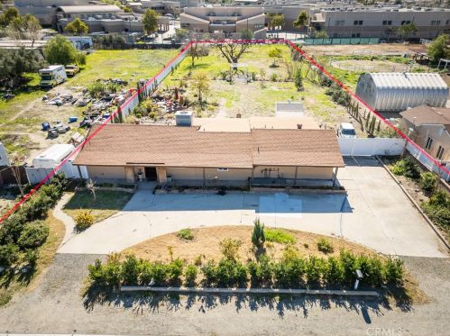 1591 Persimmon St, Rialto CA  92377-4190 exterior