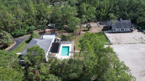3400 25th Ave, Naples FL  34117-7122 exterior