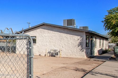 327 24th St, Tucson, AZ 85713-1645