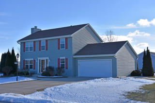 318 Larkin St, Eagle, WI 53119-2232