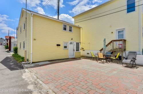 21 Bay Way, Lavallette NJ  08735-1906 exterior