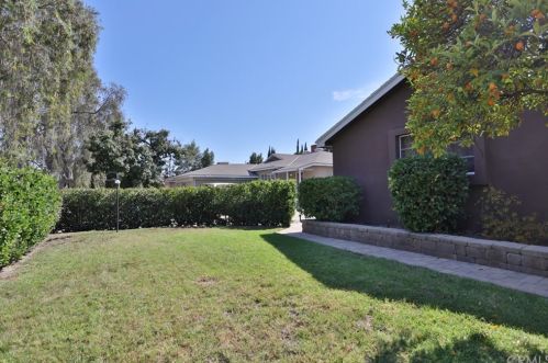 5637 Agnes Ave, North Hollywood, CA 91607-1816