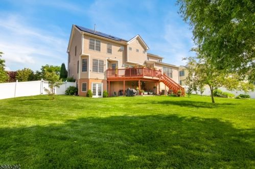 235 Woodland Ave, East Orange NJ  07017-2027 exterior