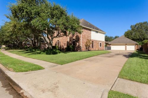 2126 Shade Crest Dr, Richmond, TX 77406-6792