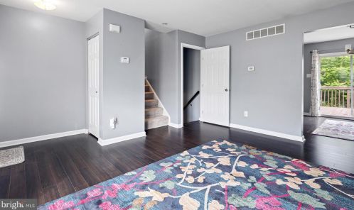 2 Grady Ln, New Castle, DE 19720-7656