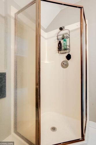 2960 Everest Ln, Minneapolis MN 55447-1238 exterior