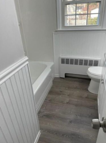 231 Partition St, Warwick, RI 02888-4035