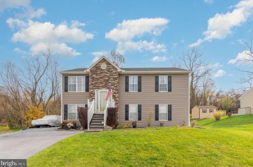 165 Quail Dr, Siddonsburg, PA 17019-8505